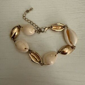 H&M SHELL BRACELET